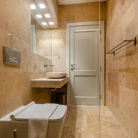 Hygge With Large Communal Pool And Private Hot Tub * Xagħra