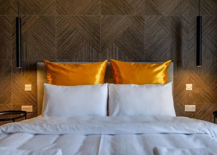 Hygge With Large Communal Pool And Private Hot Tub