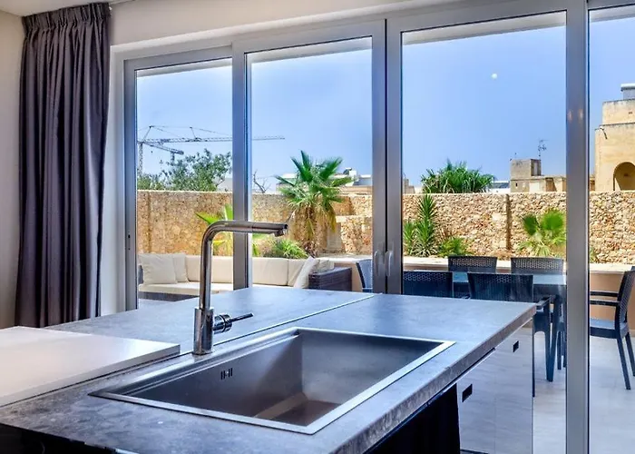 Hygge With Large Communal Pool And Private Hot Tub 아파트 *