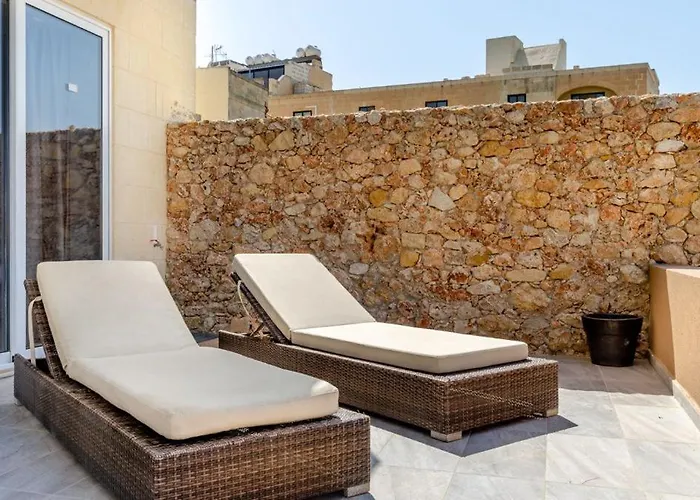 Hygge With Large Communal Pool And Private Hot Tub