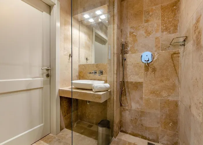 Hygge With Large Communal Pool And Private Hot Tub * 자프라