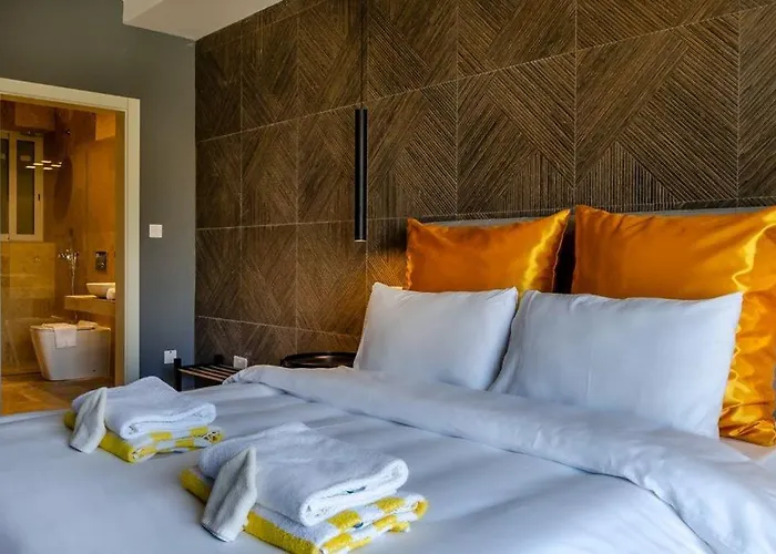 Hygge With Large Communal Pool And Private Hot Tub 아파트 자프라